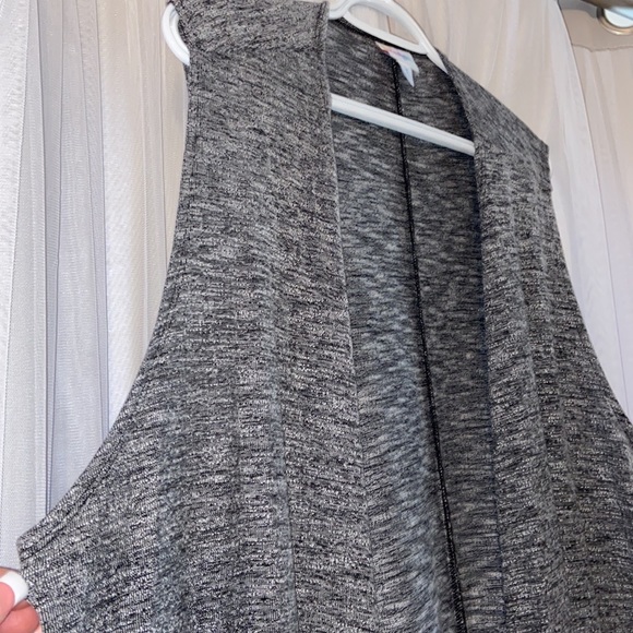 🆕 NWT LULAROE JOY COVER UP🆕 - Picture 3 of 12